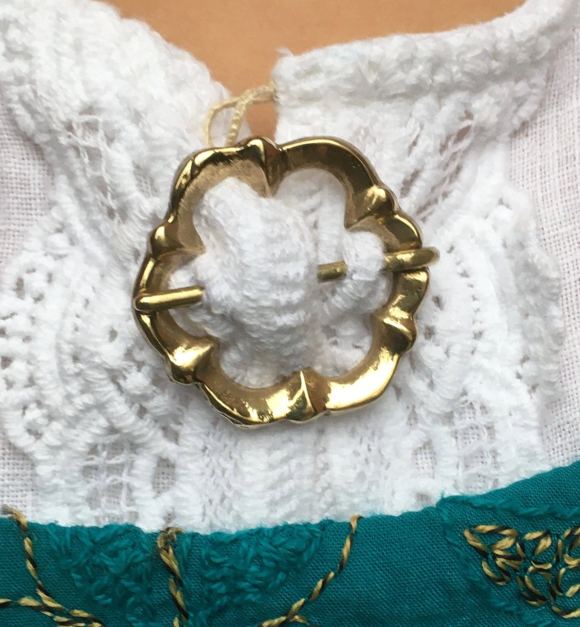 14th century Medieval Brooch - Small Sexfoil