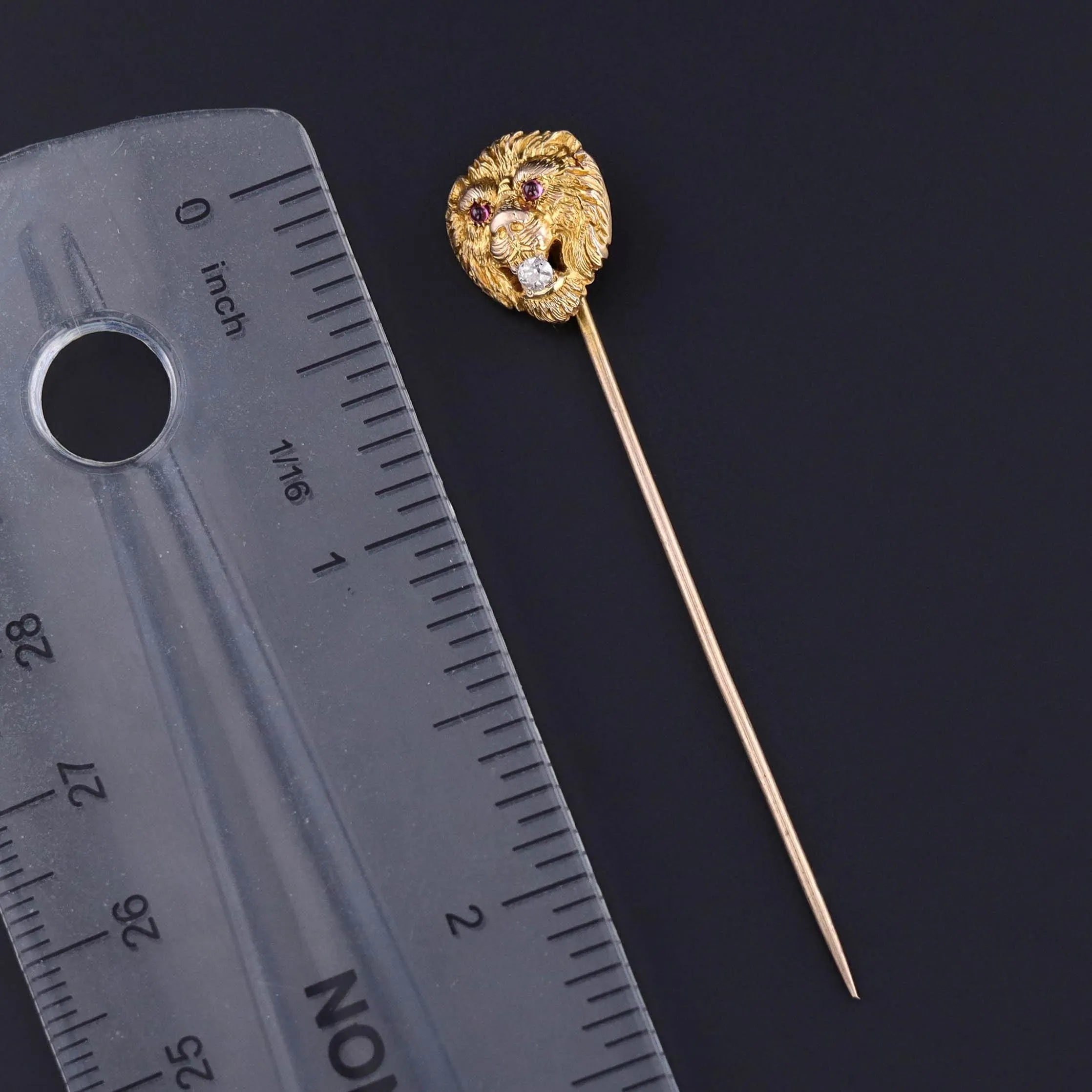 Antique Lion Stickpin of 14k Gold