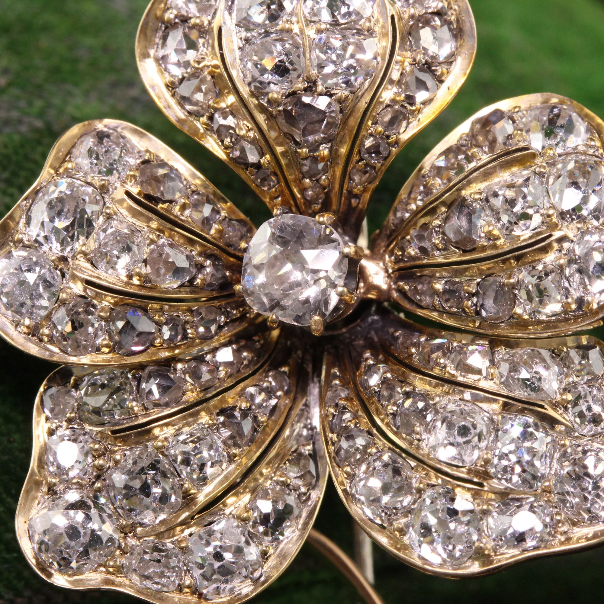 Antique Victorian 18K Yellow Gold Old Mine Diamond En Tremblant Flower Pin
