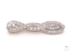 Art Deco Diamond Brooch in Platinum