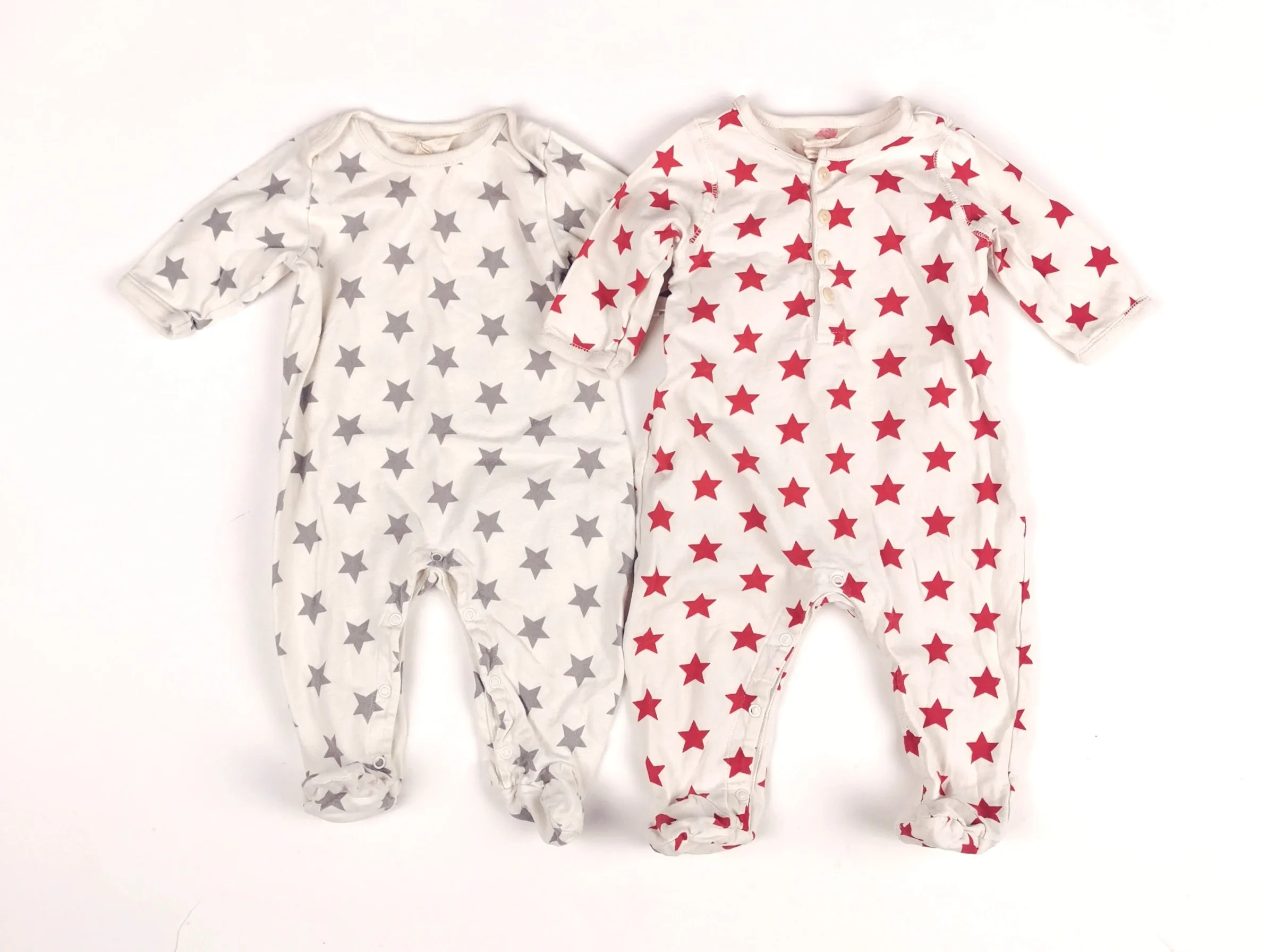 BABY BOY SIZE 0/3 MONTHS - Baby GAP, Organic Cotton Onesies, 2-Pack Soft Footed VGUC B14
