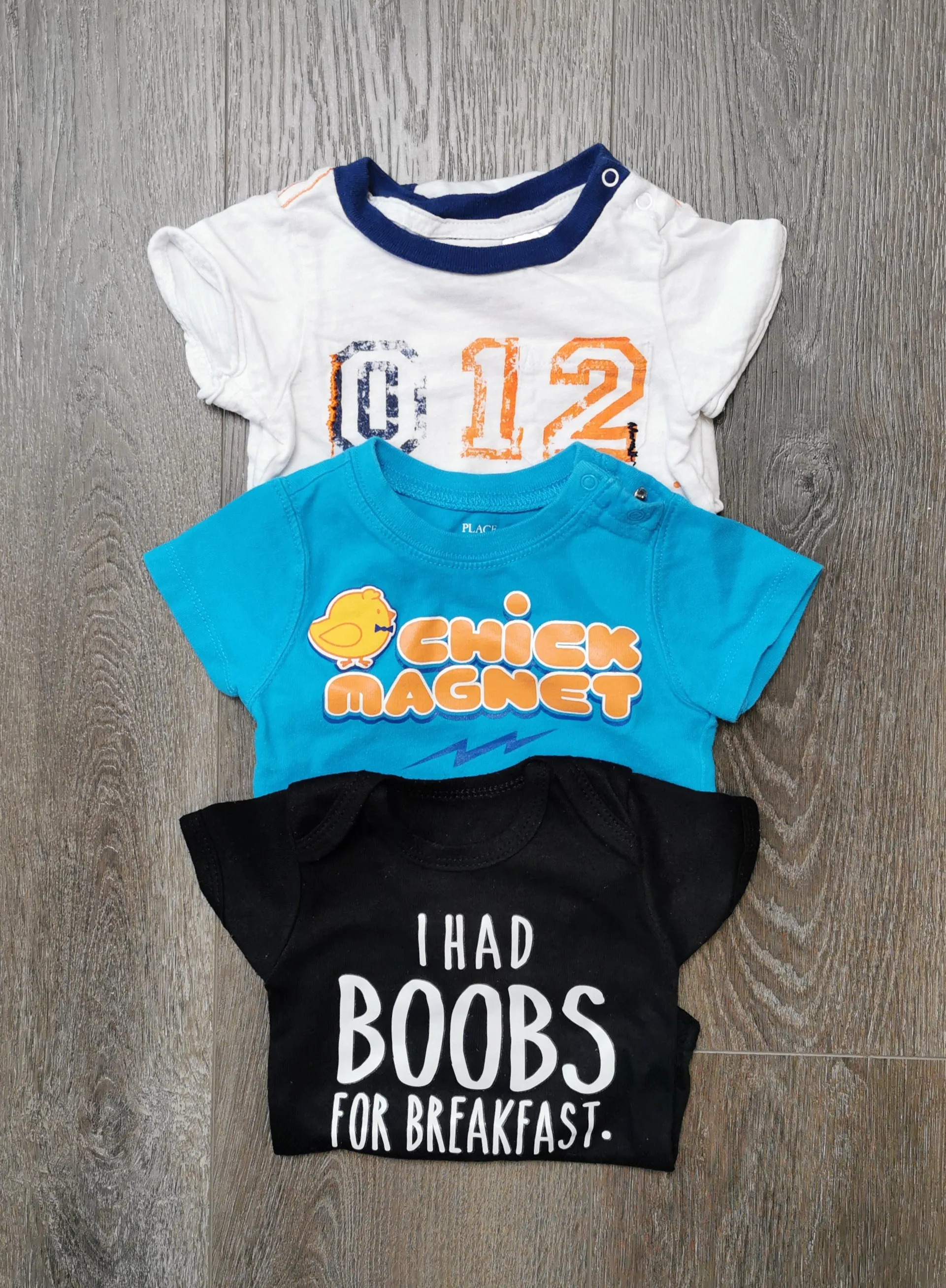 BABY BOY SIZE 3/6 MONTHS - 3 Pack, Graphic Onesies EUC B14