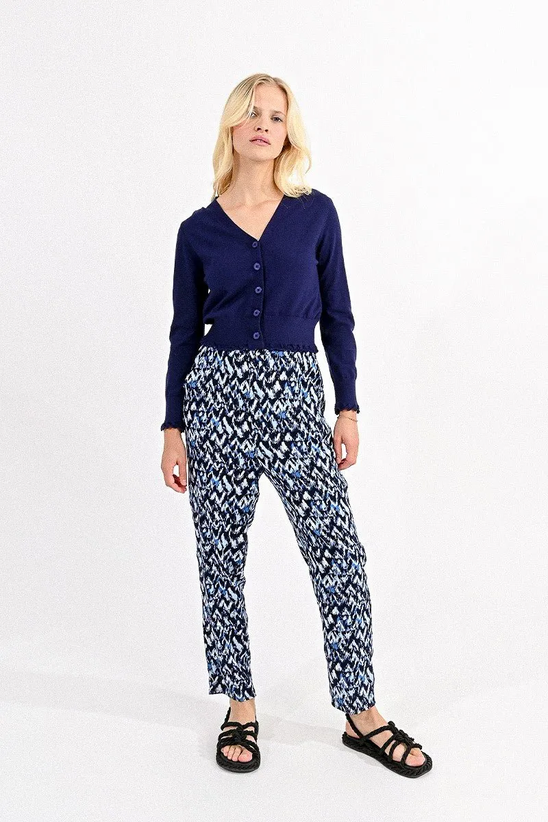 CROPPED CARDIGAN WITH SCALLOPED EDGES