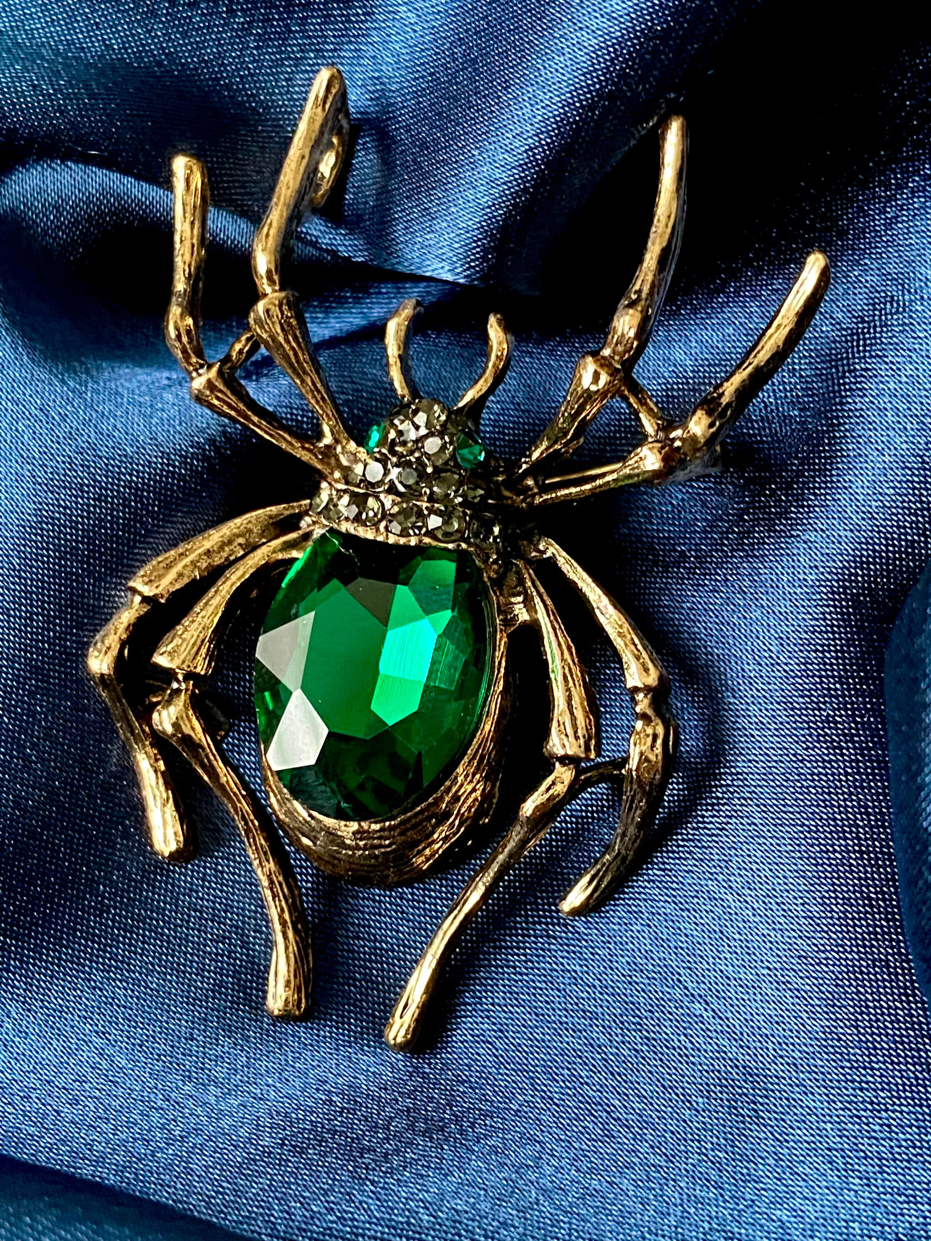 Emerald Spider Brooch