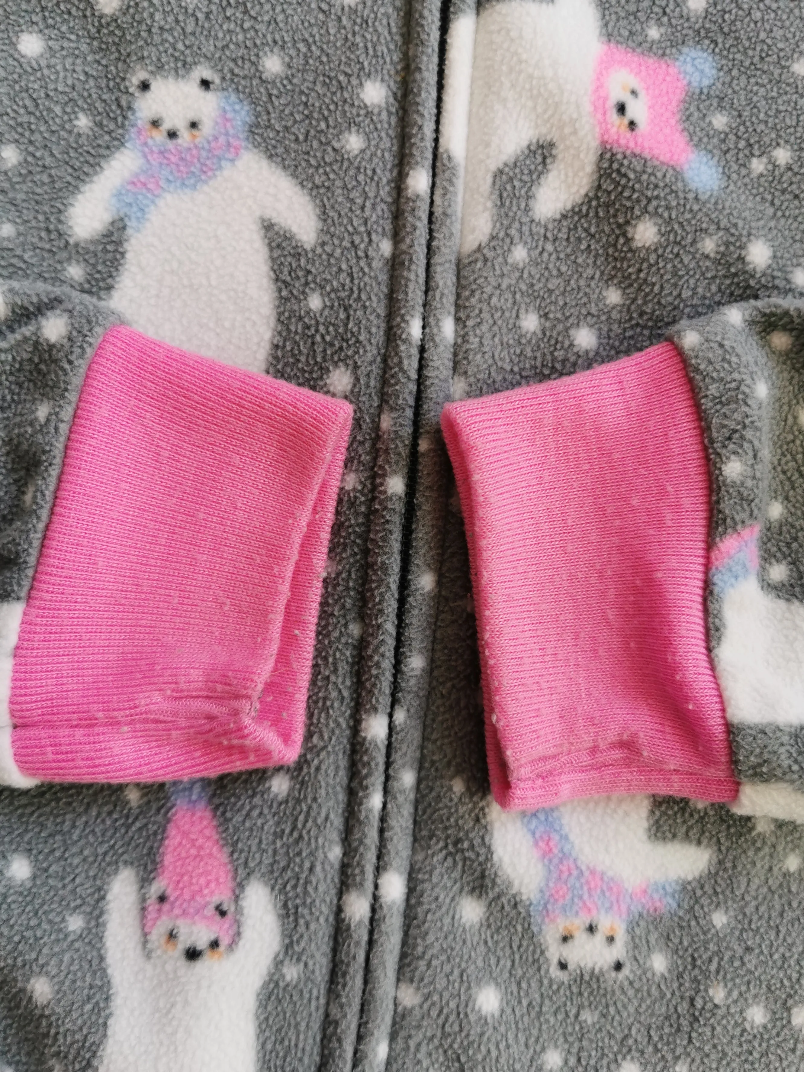 GIRL SIZE 3 YEARS - OSHKOSH, Soft Fleece, Sleep & Play One-piece GUC B32