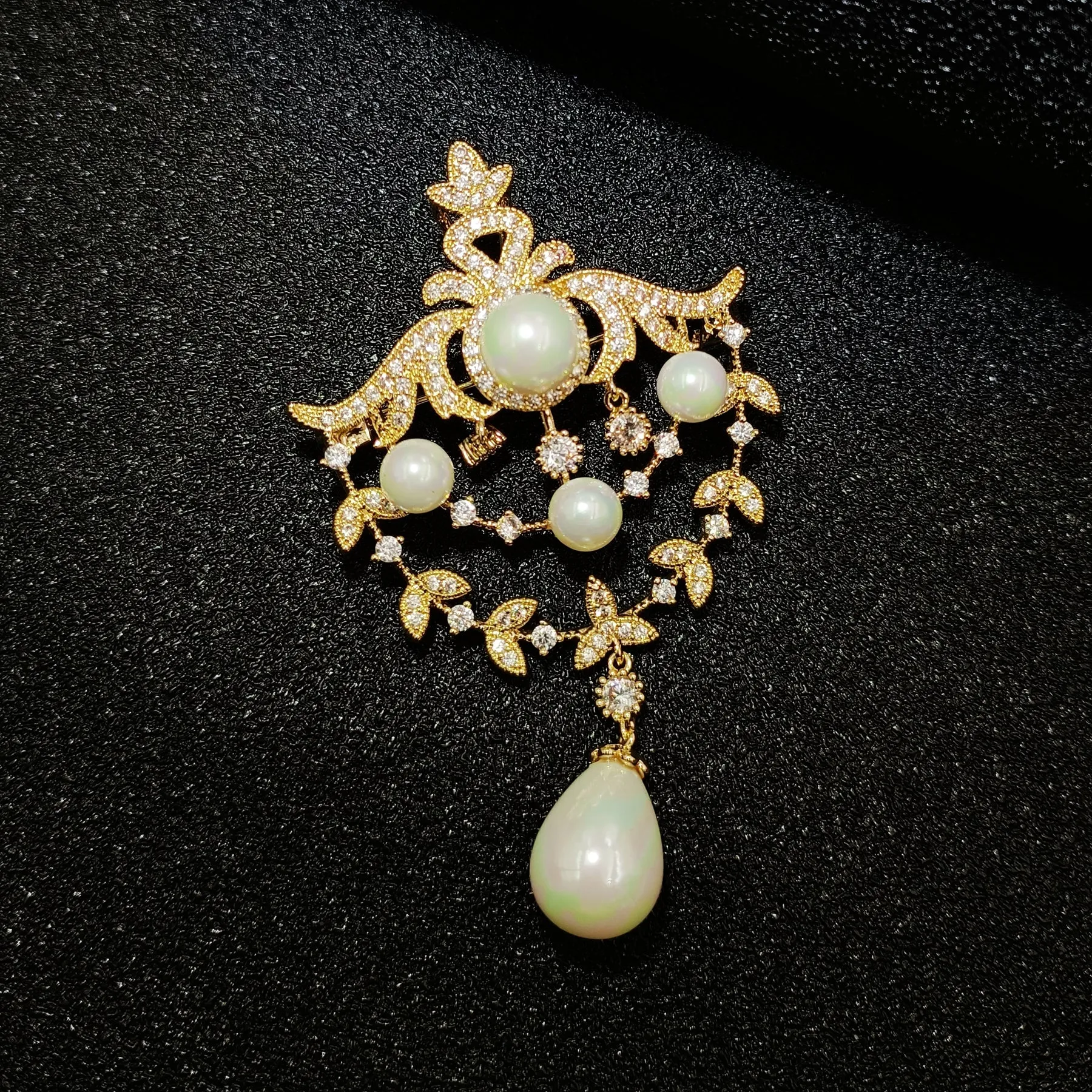 Jewelblings Royal Vintage Gold Tone Two Loop Foiled Mother of Pearl Drop Broaches Pins Wedding Evening Party Occasion Event Party Accessory