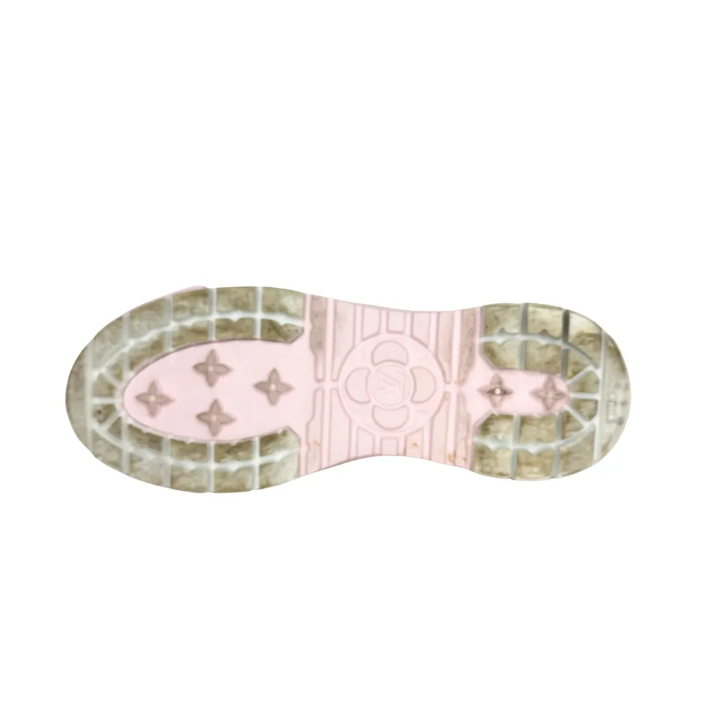 Louis Vuitton Pink Canvas Squad Sneakers, 40