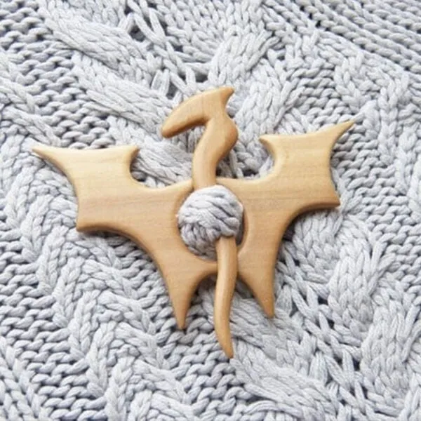 lusailstore - wooden animal brooches
