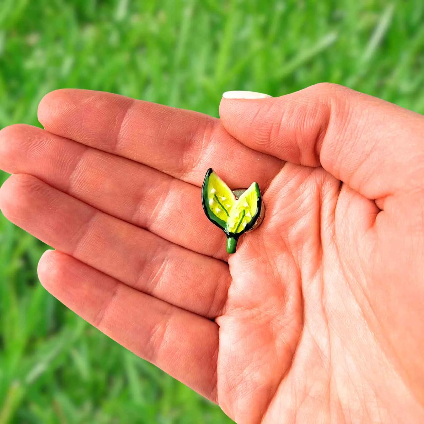 May Lily of The Valley Small Brooch Pin