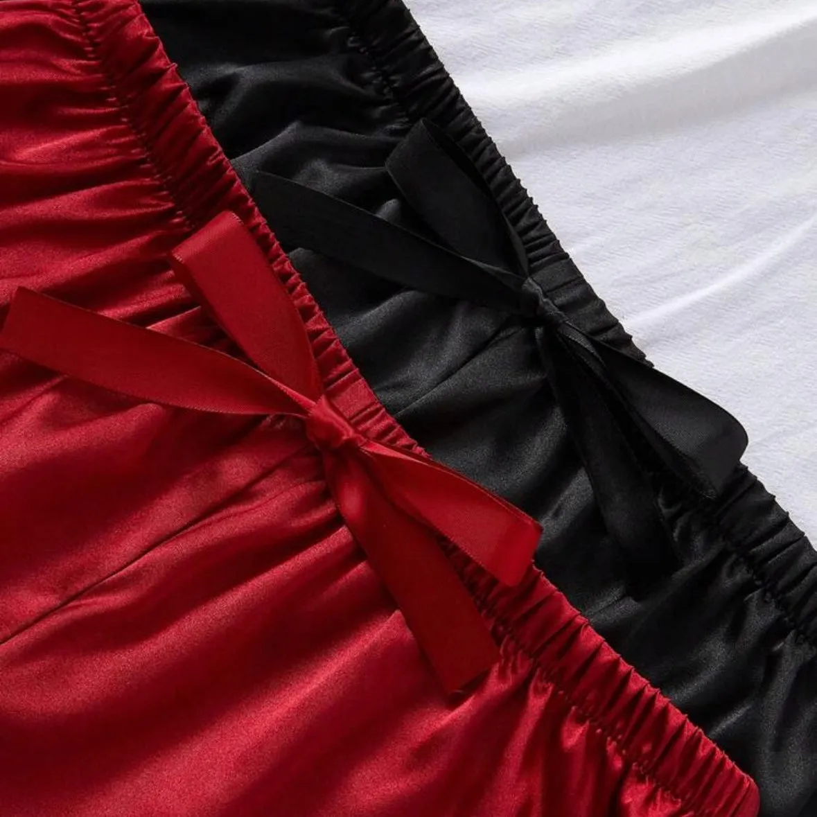 Minahasa Two Pack Pajamas Silk Set = Black & Burgundy