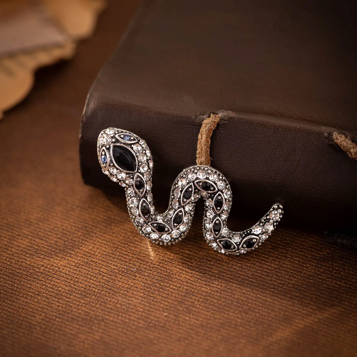 Retro Rhinestone Little Snake Brooch Animal Pin 2 Pack