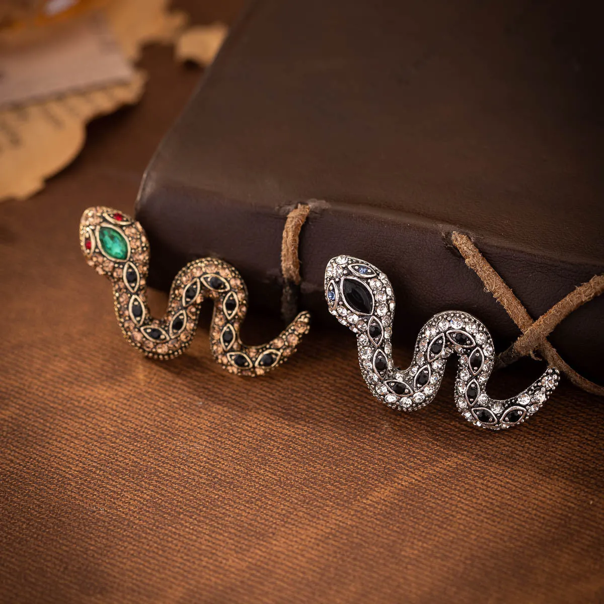 Retro Rhinestone Little Snake Brooch Animal Pin 2 Pack