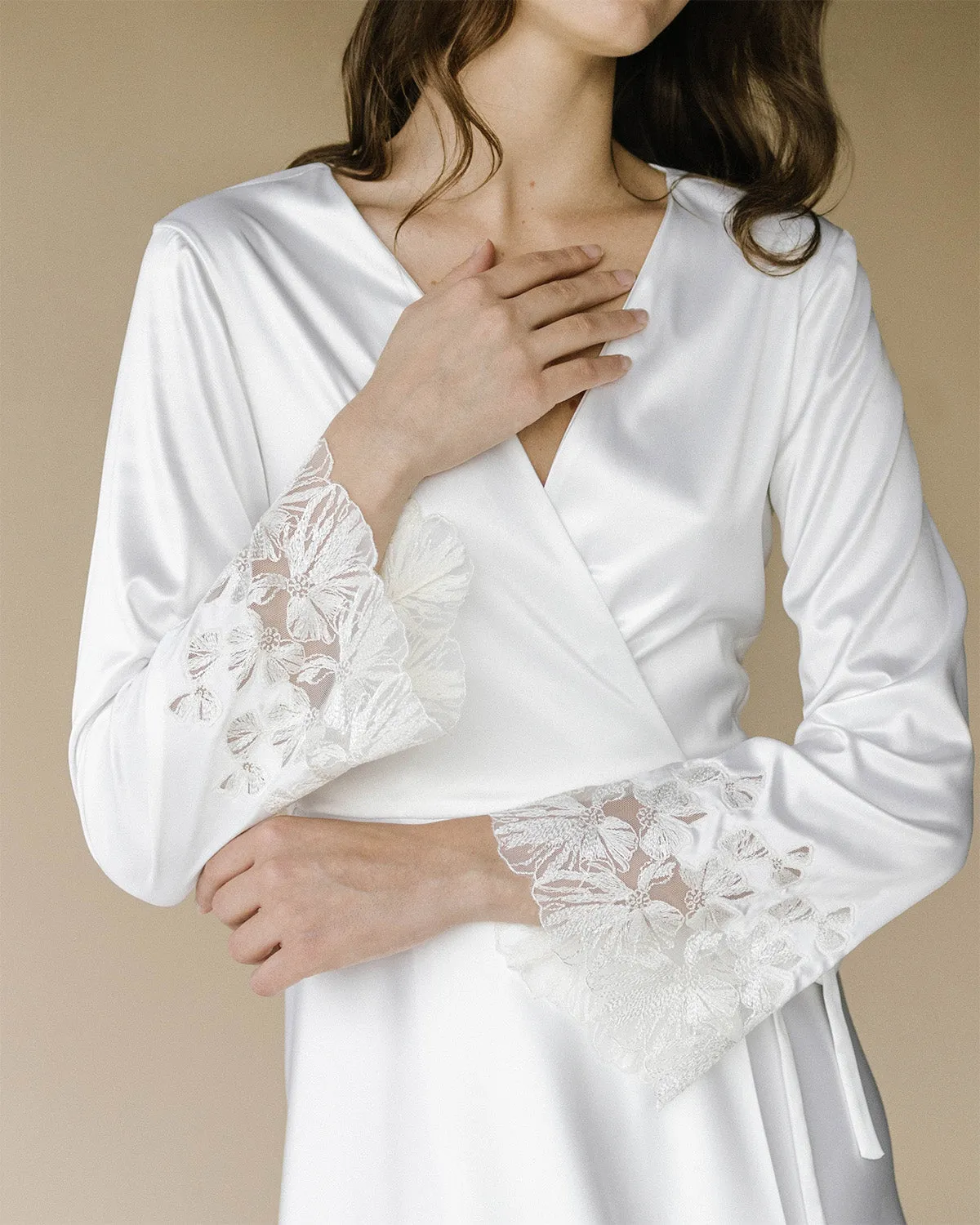 Robe Geneva Silk