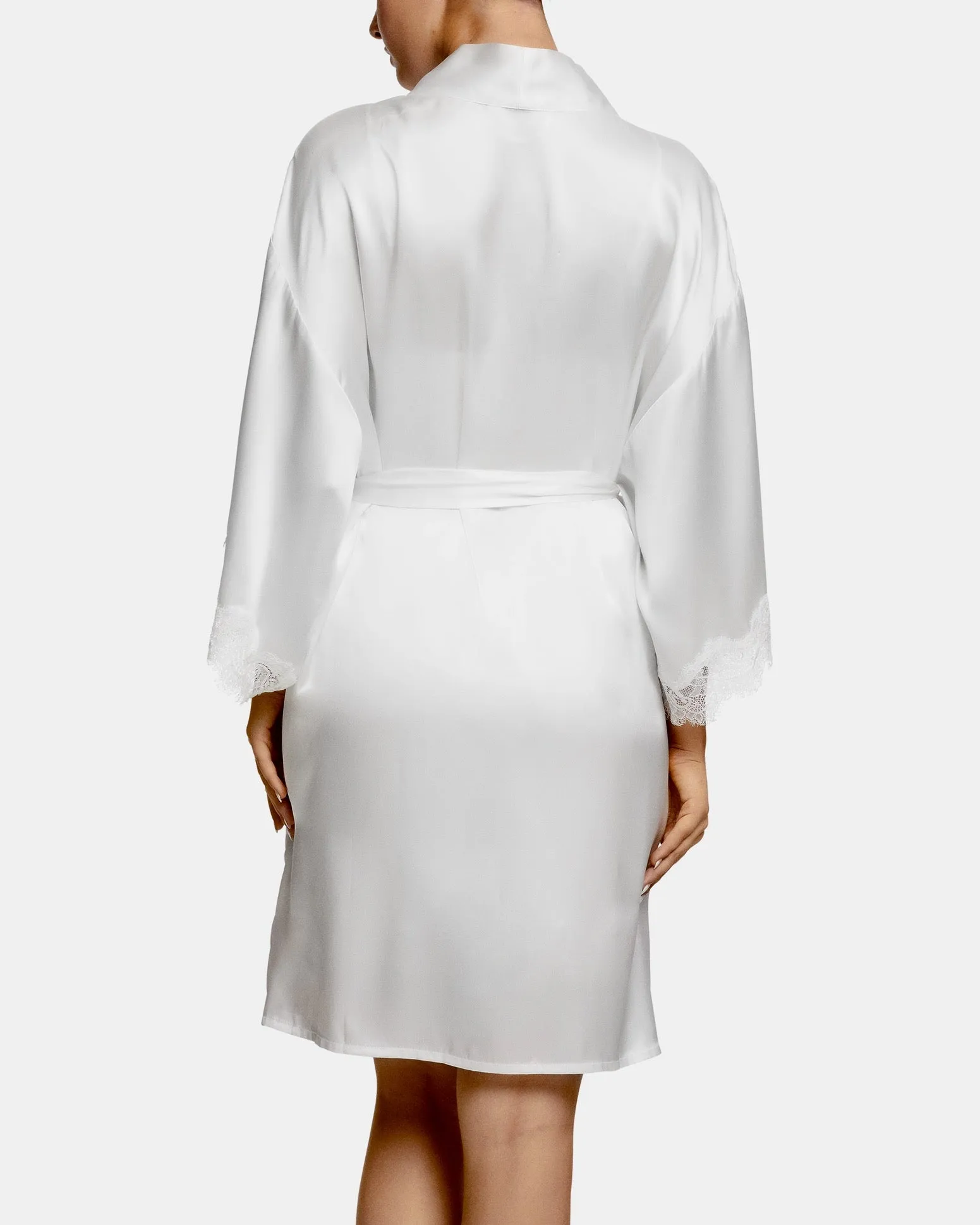 Sainted Sisters - Scarlett Silk Kimono - Ivory