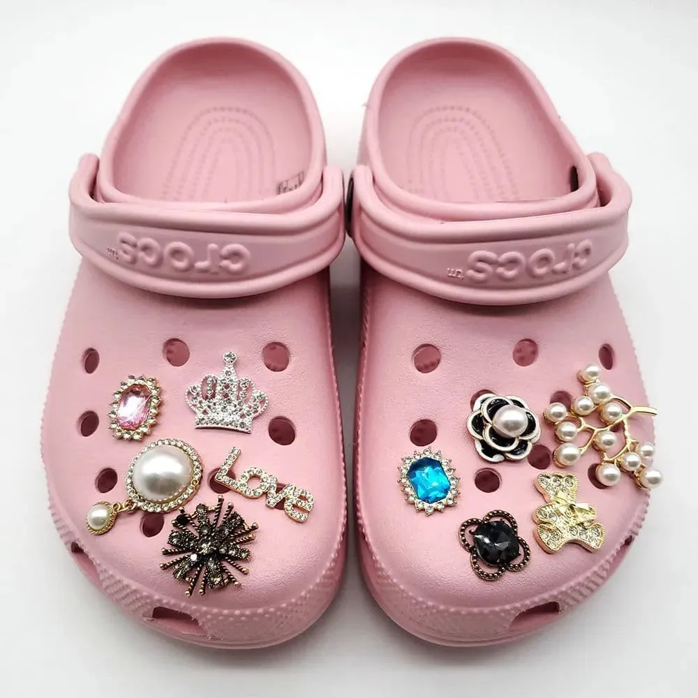 Shoe charm - Lovers knot with gems and heart