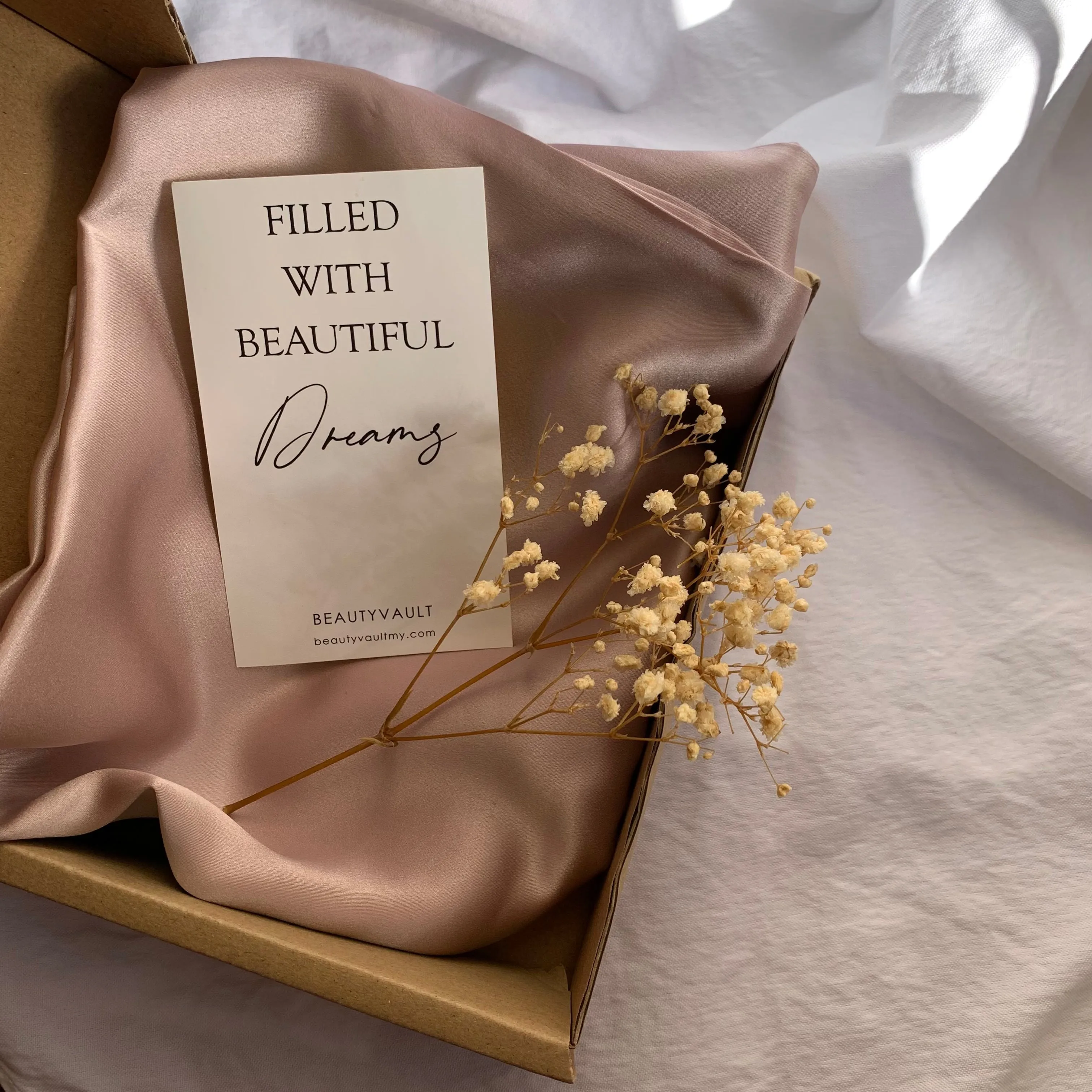 Silk Pillowcase by Beautyvault