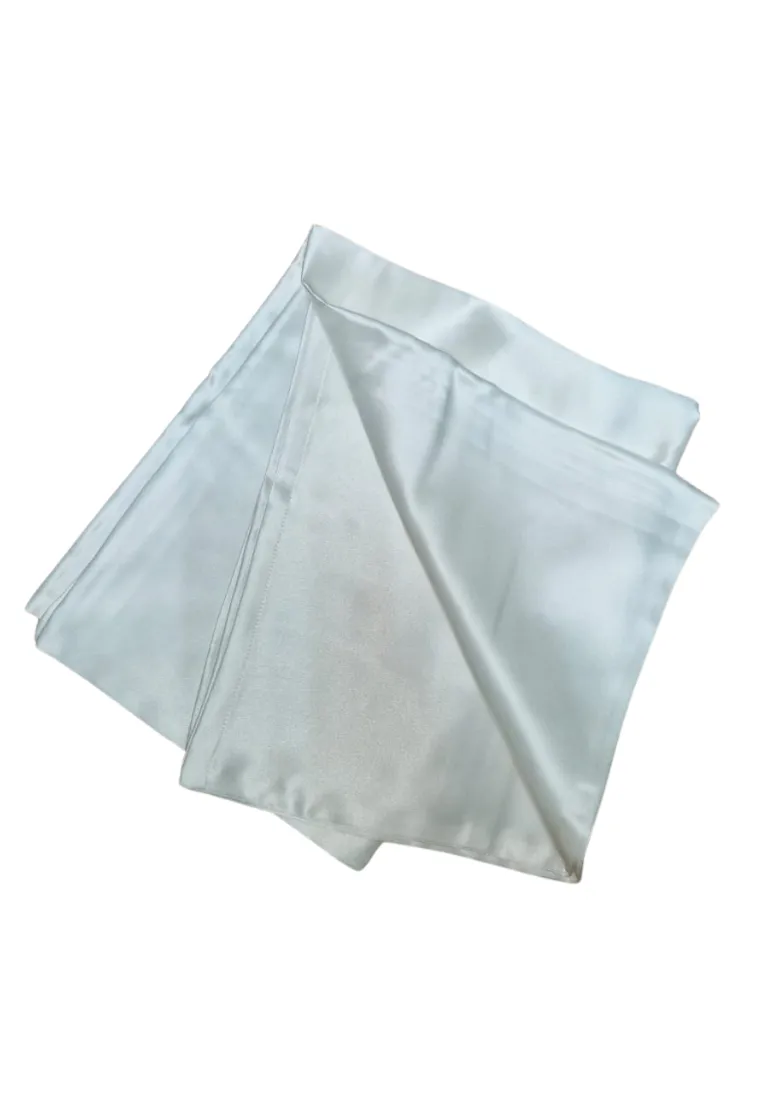 Silk Pillowcase by Beautyvault