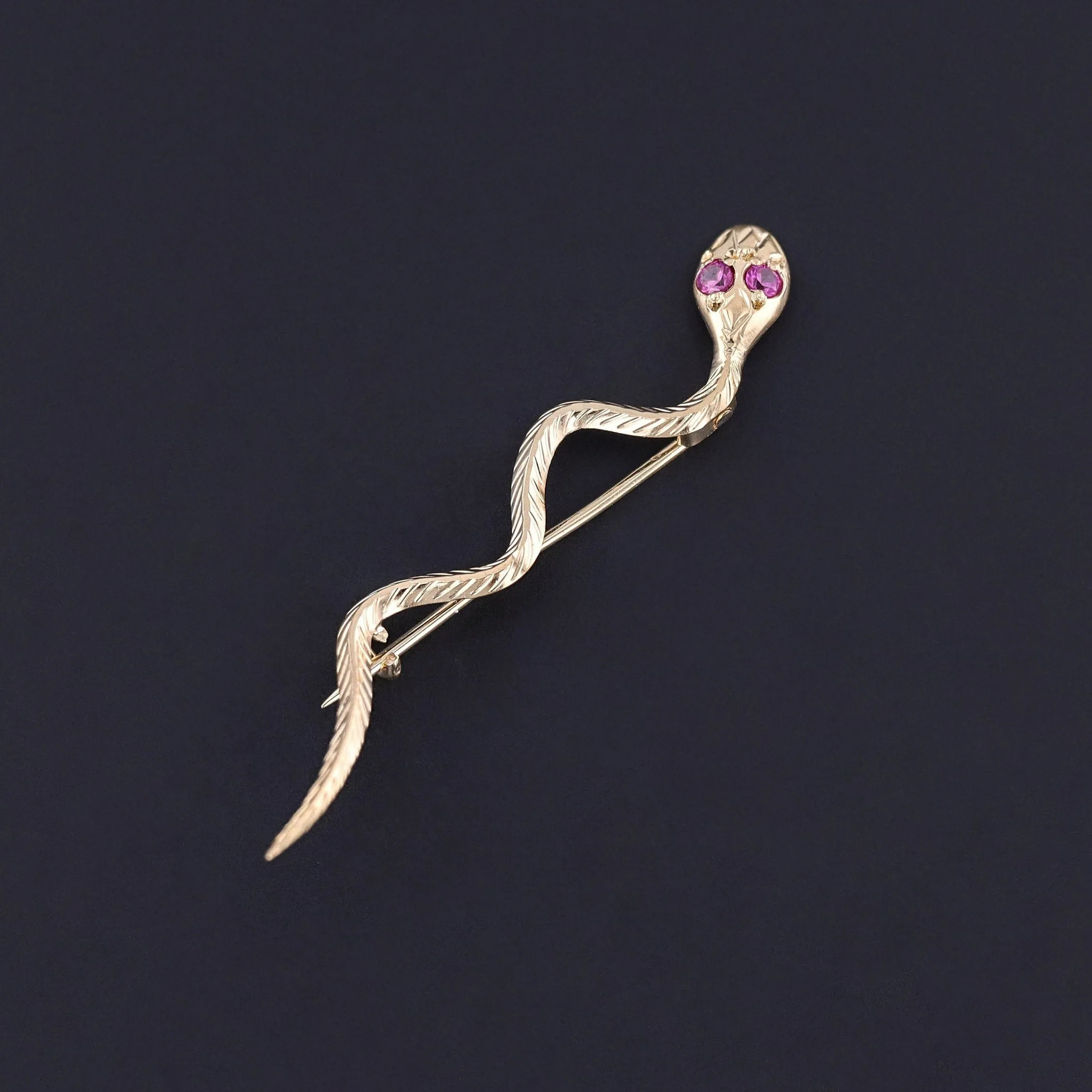 Vintage Snake Brooch of 18k Gold