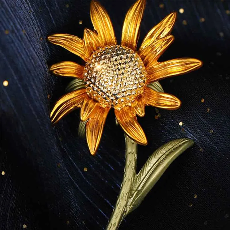 Vintage Sunflower Brooch Enamel Sunflower Pin for Coats Bags